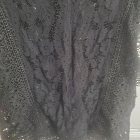 Top - Picture 4 of 4